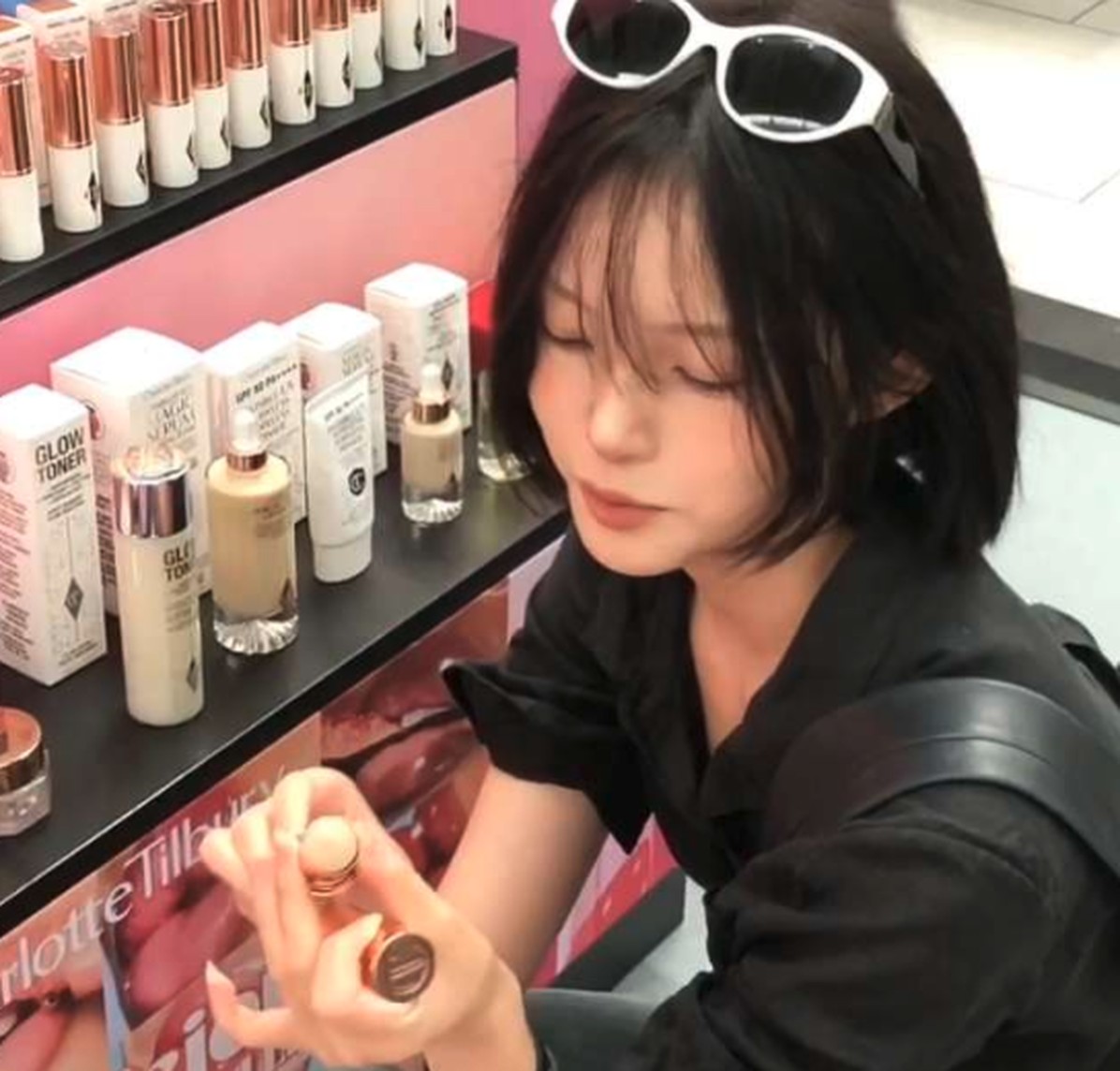 Heathrow Airport Refine Your Beauty influencer content